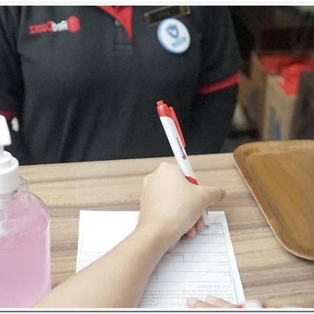 Reddoorz Plus Near Stie Ykpn 2 Maguwo Luaran gambar
